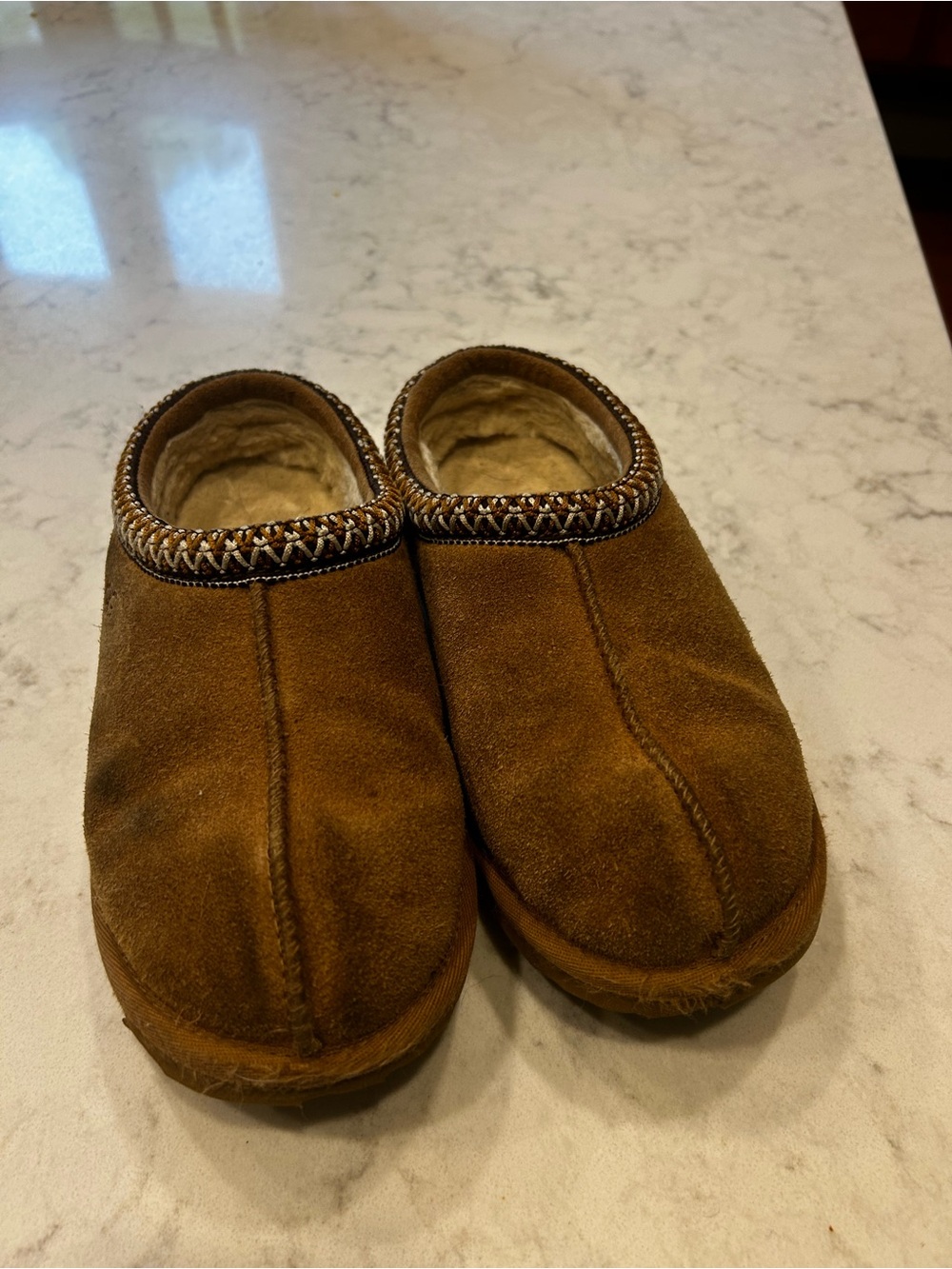 Kids Brown Ugg Tasman slippers